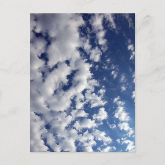 Wolken auf blauem Himmel Postkarte (Vorderseite)