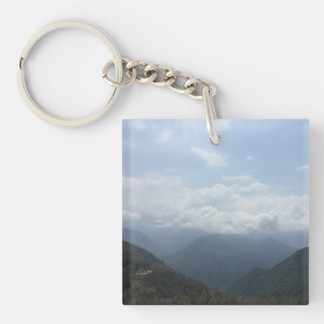 Wolken auf den Hügeln Sky Blue Color Fotografy Schlüsselanhänger (Vorderseite)