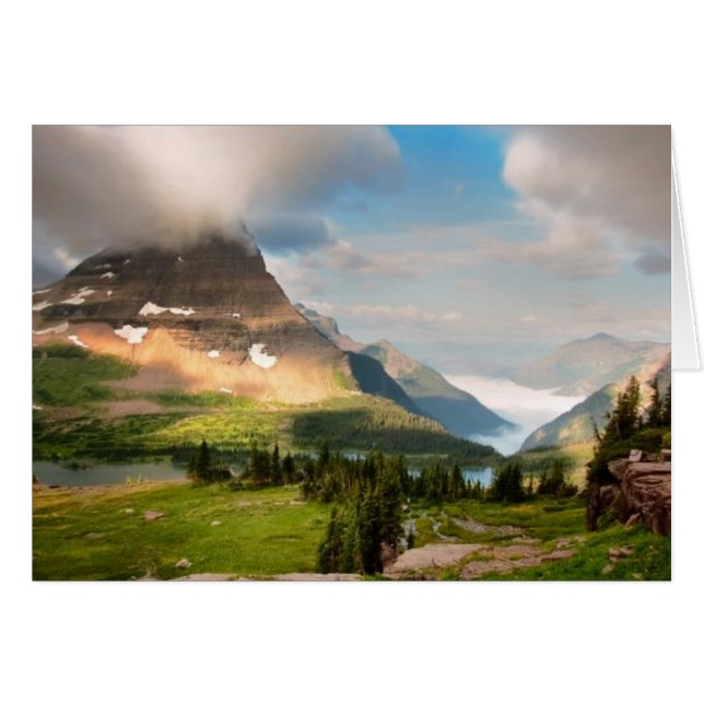Wolken, die durch Berge wühlen (Vorderseite (Horizontal))