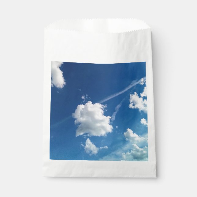 Wolken im Licht Geschenktütchen (Vorderseite)