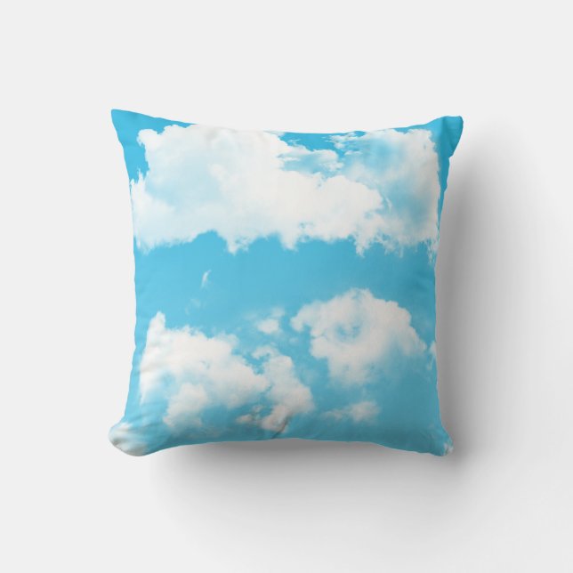 Wolken in den Himmel-Kindern Kissen (Vorderseite)