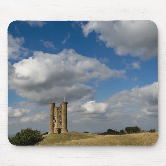 Wolken über Broadway-Turm, Cotswolds mousepad (Vorne)