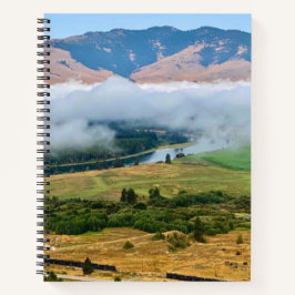 Wolken über dem Flathead River Notizbuch