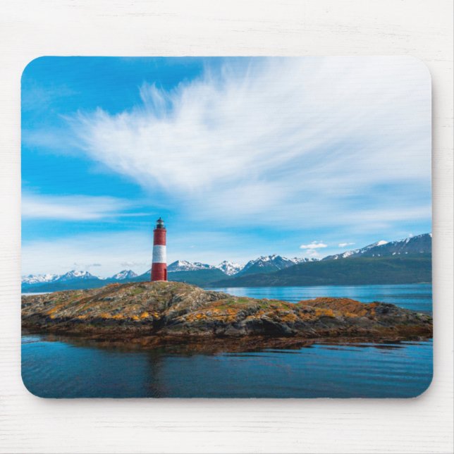 Wolken über dem Leuchtturm in der Nähe von Ushuaia Mousepad (Vorne)