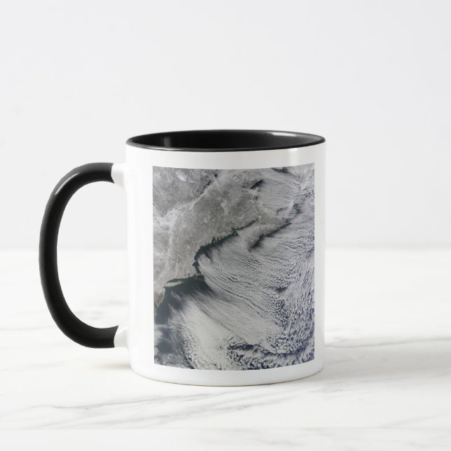 Wolken über den Himmel des Nordatlantiks Tasse (Links)