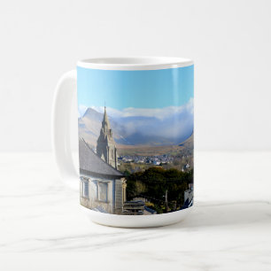 Wolken über den Snowdonen Kaffeetasse