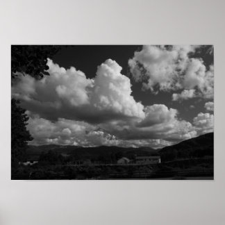 Wolken und Land Poster