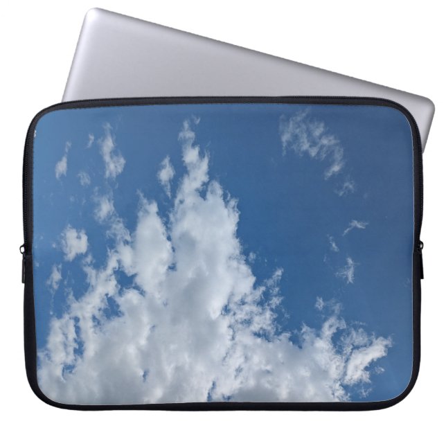 Wolkendreieck Laptopschutzhülle (Vorderseite)