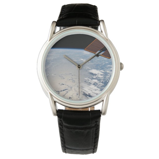 Wolkenformationen rund um den Sonnenuntergang vor  Armbanduhr (Vorderseite)