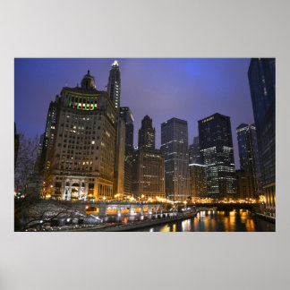 Wolkenkratzer am Fluss Chicago Poster