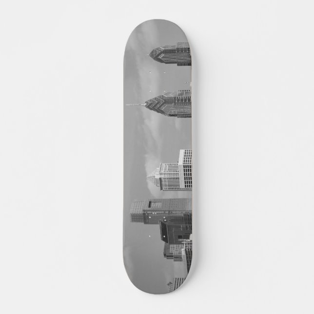 Wolkenkratzer, schwarz-weiß skateboard (Vorne)