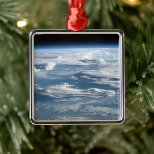 Wolkenkratzer über Sudan Ornament Aus Metall