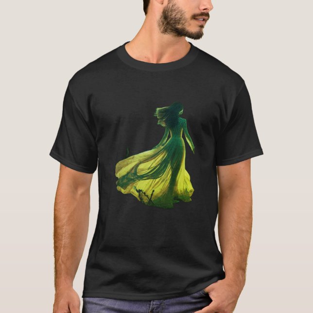 Woman in a Flowing Gown on Short Sleeve Black Tee (Vorderseite)