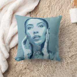 "Woman in Blue" Kissen