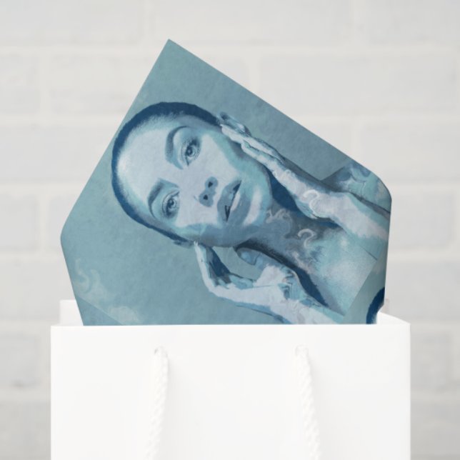 "Woman in Blue" Seidenpapier (Geschenktüte)