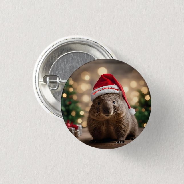 "Wombat Wonderland: Ein gemütlicher Weihnachtsaben Button (Vorne & Hinten)