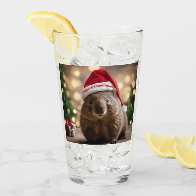 "Wombat Wonderland: Ein gemütlicher Weihnachtsaben Glas (Vorderseite Ice)