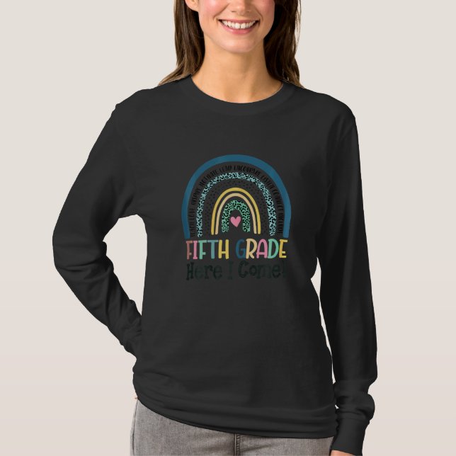 Womens Fifth Grade Here I Come Teacher Boho Rainbo T-Shirt (Vorderseite)