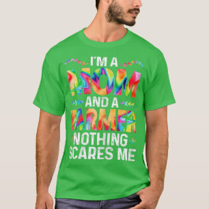 Womens I'm A Mom And A Farmer Funny Mother's Day M T-Shirt