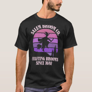Womens Salem Broom Co Seit 1692 Hexenhaus T-Shirt