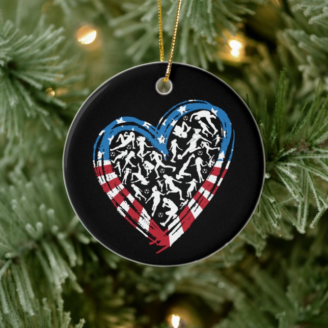 Women's Soccer Heart - USA Flag Keramik Ornament (Baum)