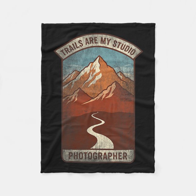 Womens Trails Are My Studio Nature Photographer Fo Fleecedecke (Vorderseite)