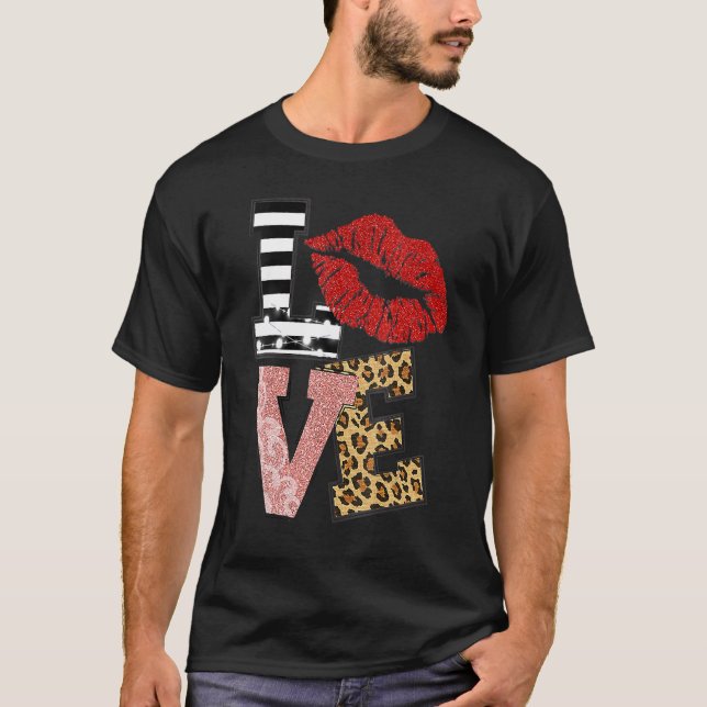 Womens Valentine Red Lips Love Leopard V Neck T-Shirt (Vorderseite)