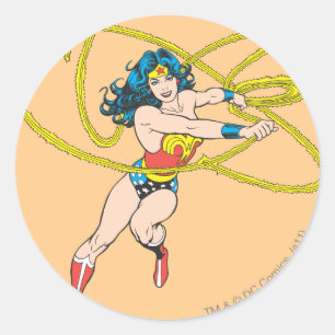 Wonder Woman Holds Lasso 1 Runder Aufkleber