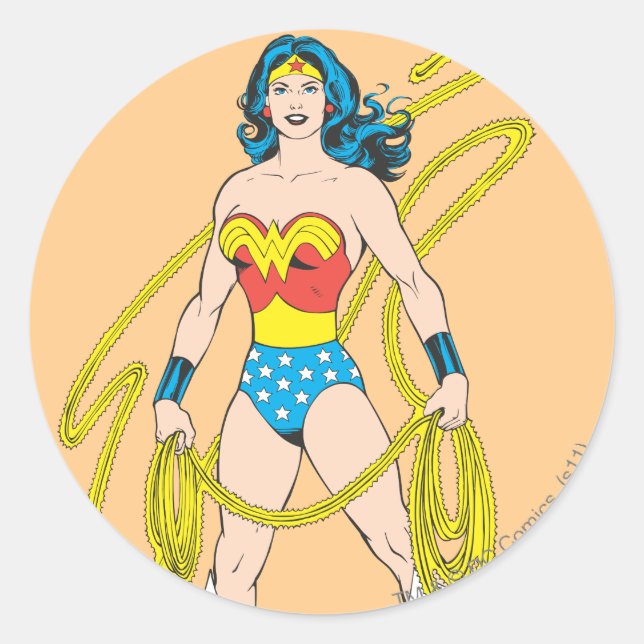 Wonder Woman Holds Lasso 5 Runder Aufkleber (Vorderseite)