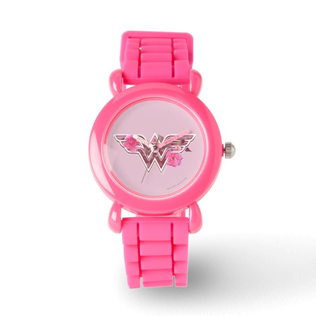 Wonder Woman Pink Camellier Blume Logo Armbanduhr (Vorderseite)
