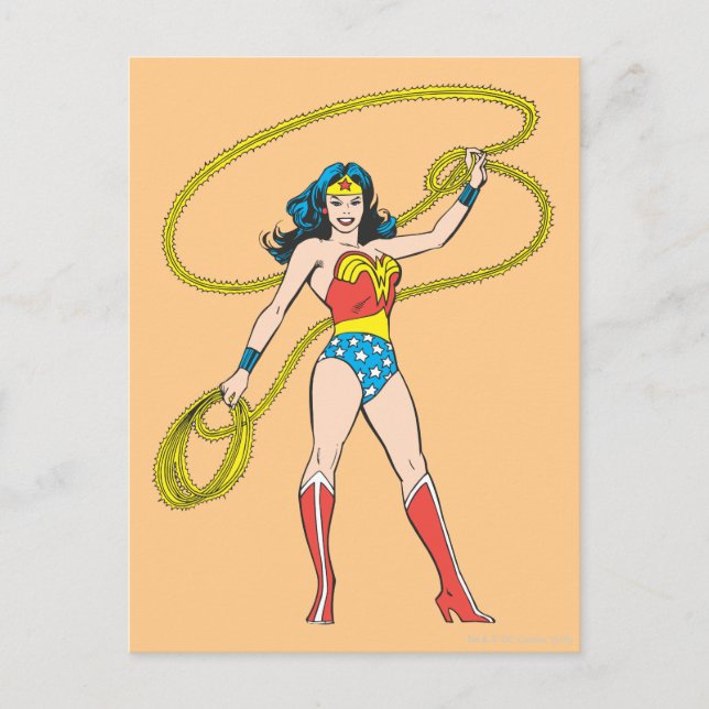 Wonder Woman Stehend mit Lasso Postkarte (Vorderseite)