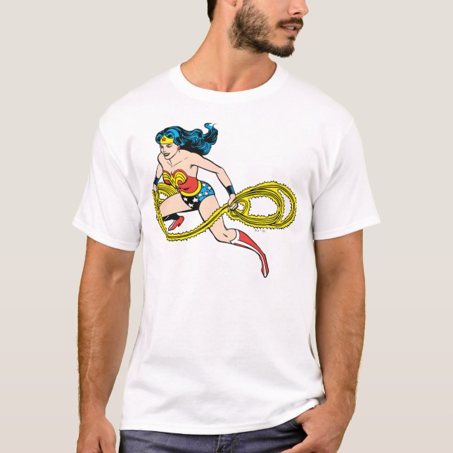 Wonder Woman Swinging Lasso Links T-Shirt (Vorderseite)