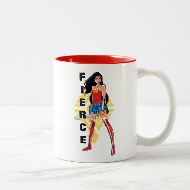 Wonder Woman with Sword - Fierce Zweifarbige Tasse (Rechts)