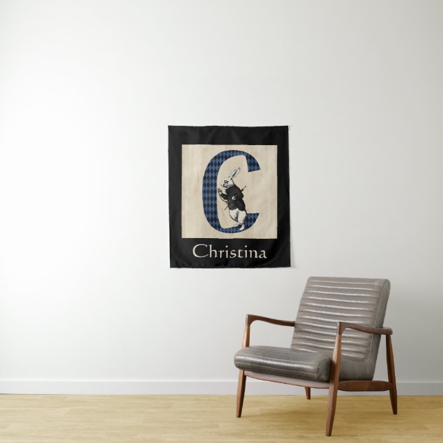 Wonderland White Rabbit Letter C Wandteppich (Beispiel)