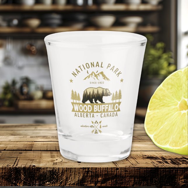 Wood Buffalo National Park Forest Landscape Schnapsglas (Von Creator hochgeladen)
