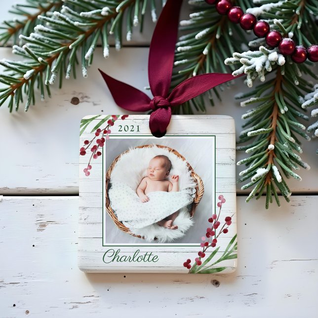 Wood Cranberry Foliage Baby First Christmas Foto Keramikornament (Wood Cranberry Foliage Baby First Christmas Photo Ceramic Ornament)