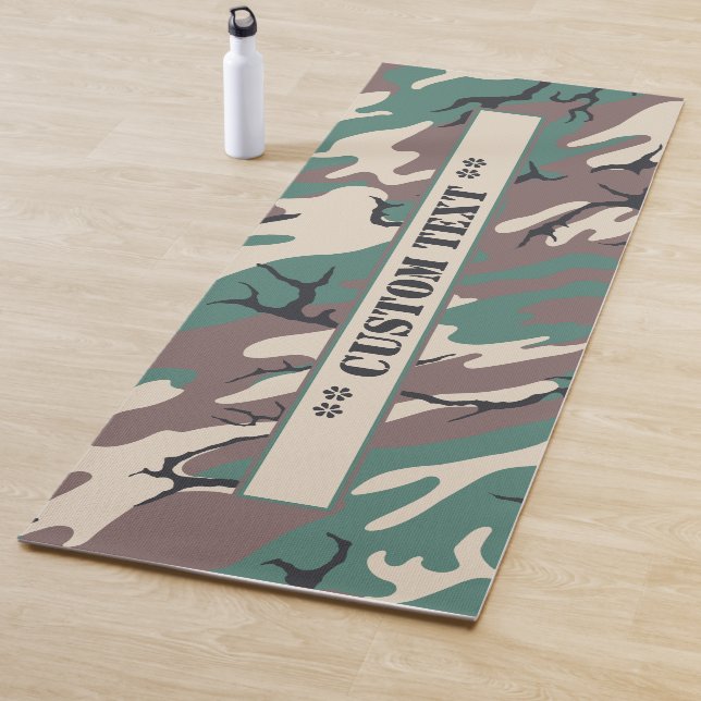 Woodland-Camouflage mit benutzerdefiniertem Text Yogamatte (Beispiel)