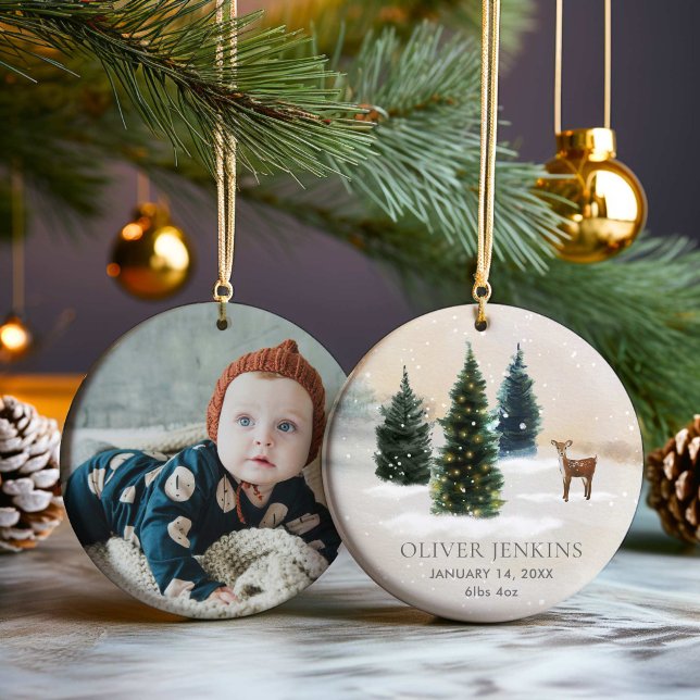 Woodland Erste Weihnachtsfeier mit dem Geburtsstat Keramik Ornament (Woodland Personalized First Christmas Ornament)