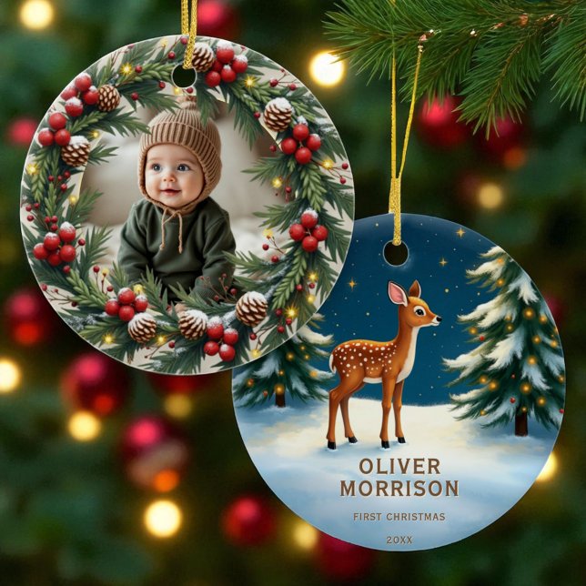 Woodland First Christmas Baby Dealer Personalisier Keramik Ornament (Von Creator hochgeladen)
