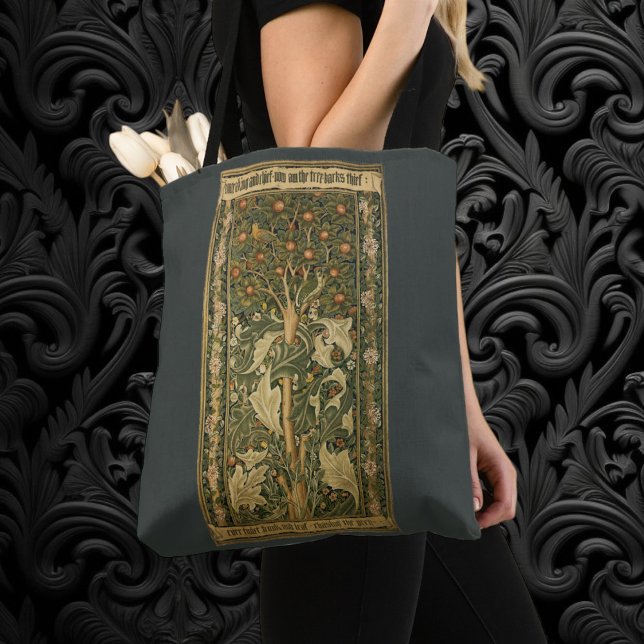 Woodpecker von William Morris, Vintage Textilkunst (Woodpecker by William Morris, Vintage Textile Art All-Over-Print Tote Bag)