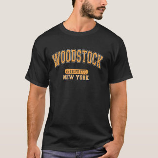 Woodstock New York Besiedelt 1770 Gebogen Universi T-Shirt