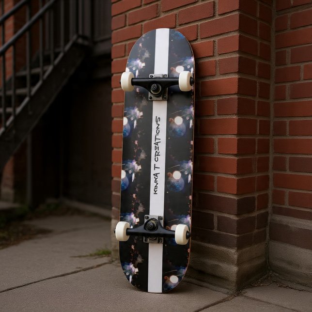 World Collide Skateboard Deck 7¾ Zoll (Von Creator hochgeladen)