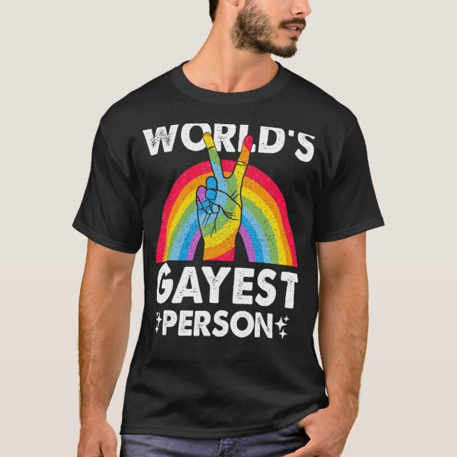 World Gayest Person Proud Gay Pride Month Rainbow T-Shirt (Vorderseite)