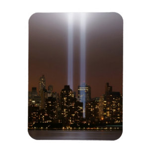 World Trade Center Tribut im Licht in New York. Magnet