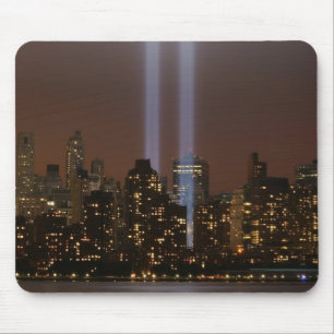 World Trade Centertribut im Licht in New York. Mousepad
