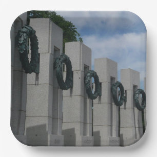 World War II Ehrenmal Kränze I Pappteller