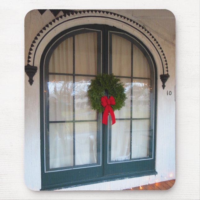 Wreath and Gingerbread Doorway - Martha's Vineyard Mousepad (Vorne)