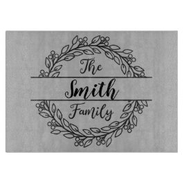 Wreath Monogramm mit Familienname Schneidebrett