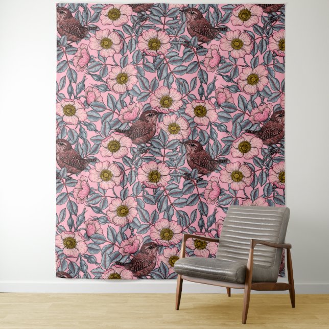 Wrens in den Rose Wandteppich (Beispiel)