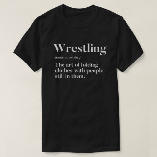 Wrestling Kunst des Faltens von Kleidung mit Mensc T-Shirt